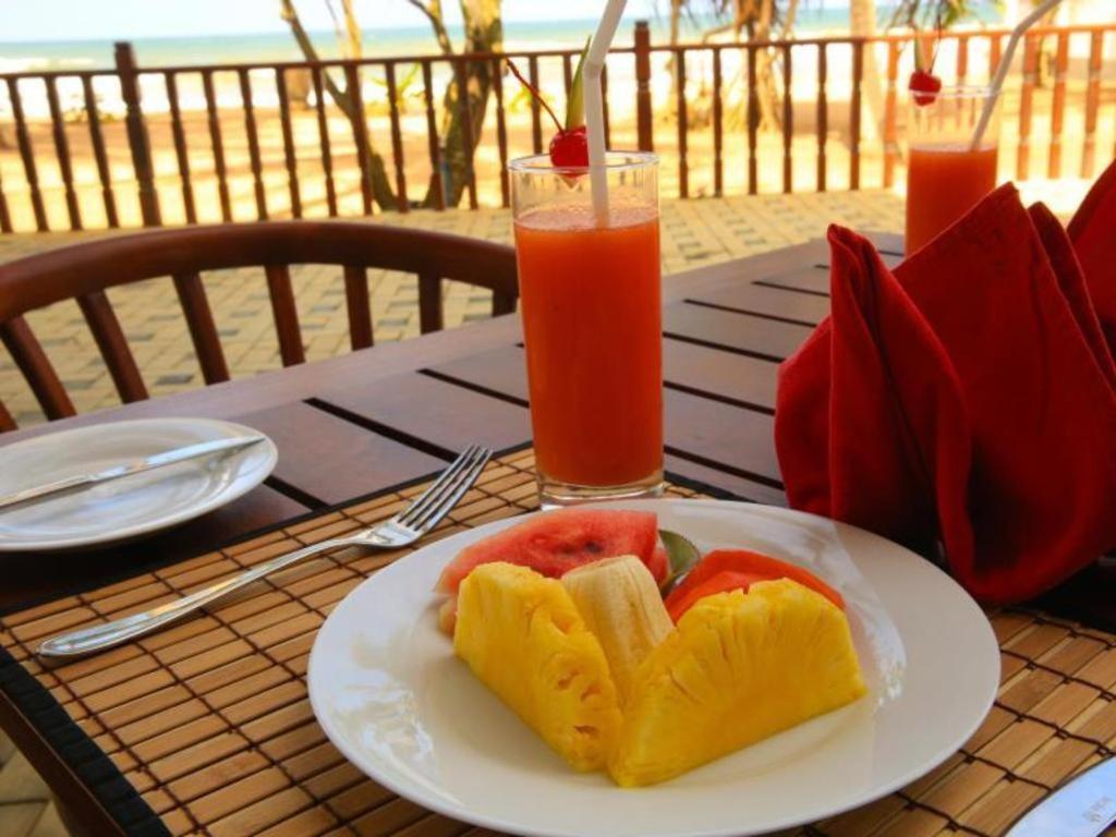 Whispering Palms Hotel Bentota Luaran gambar
