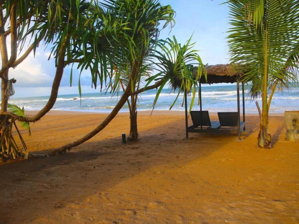 Whispering Palms Hotel Bentota Luaran gambar