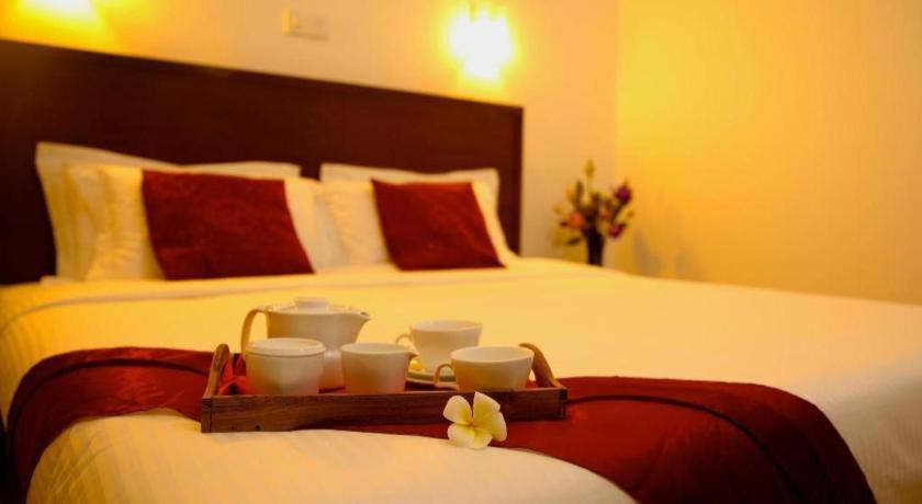 Whispering Palms Hotel Bentota Luaran gambar