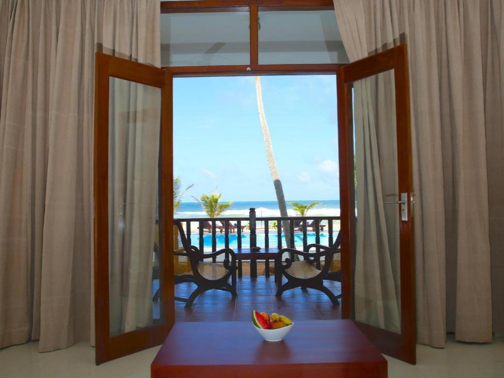 Whispering Palms Hotel Bentota Luaran gambar