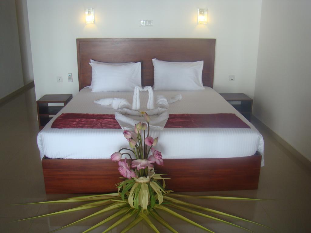 Whispering Palms Hotel Bentota Luaran gambar