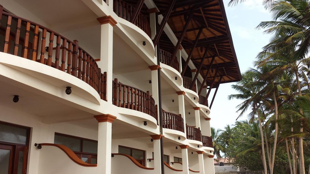 Whispering Palms Hotel Bentota Luaran gambar